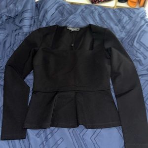 NWOT BCBGMAXAZRIA Top long sleeves black XS